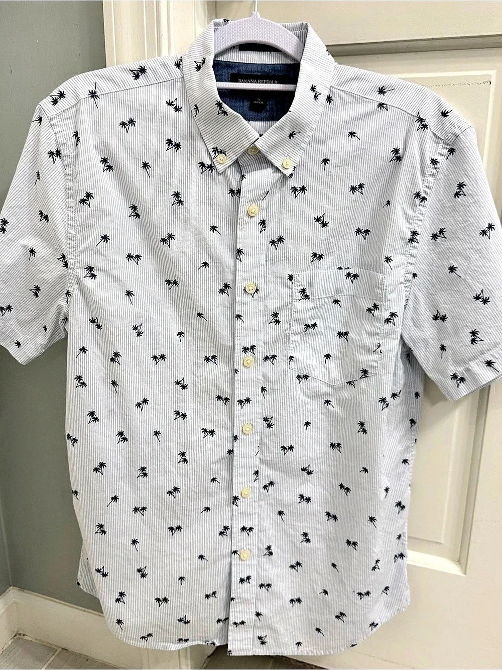 Banana Republic Men's Slim Fit Striped Palm Tree Tropical Button Down Shirt - S